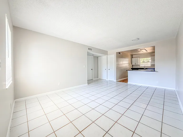 1515 N Federal Hwy #1 — Photo 1