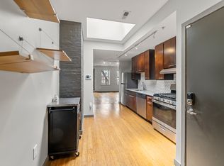 1010 N Calvert St APT 3, Baltimore, MD 21202