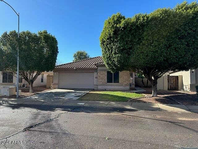 1st image of 16592 N 162ND Avenue