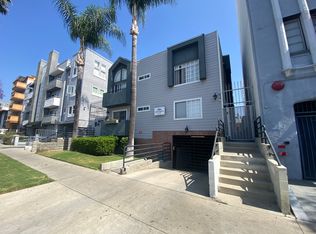 5617 Carlton Way APT 203, Los Angeles, CA 90028