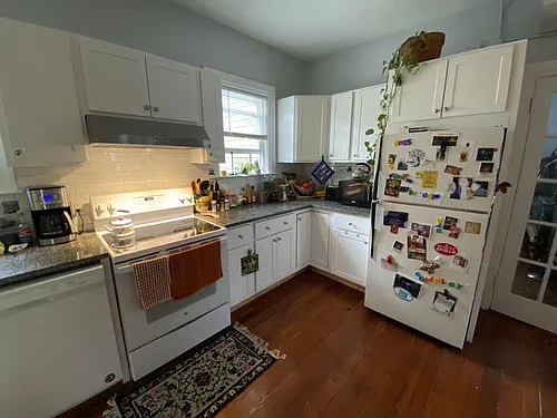 10 Pequot St #2 Photo 1