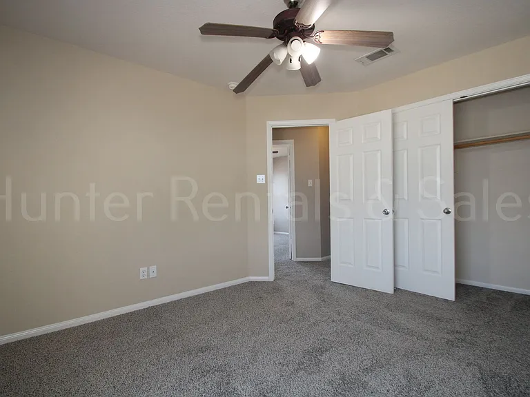 6712 Taree Loop — Photo 27