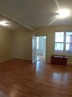 Rented by Brownstone Property Group | media 23