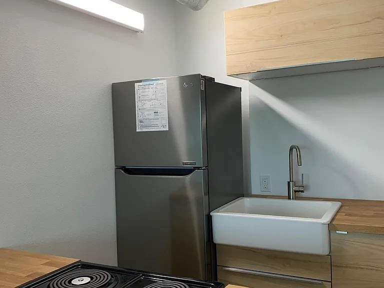 2421 Stone St #205 — Photo 3