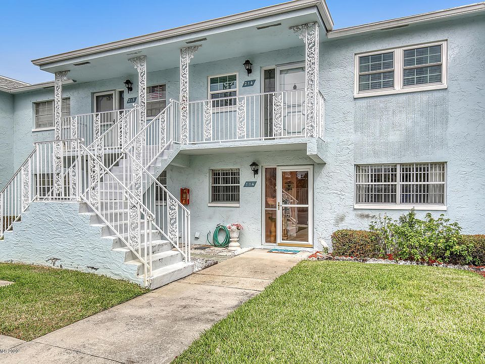 1st image of 1005 Knox McRae Dr #214