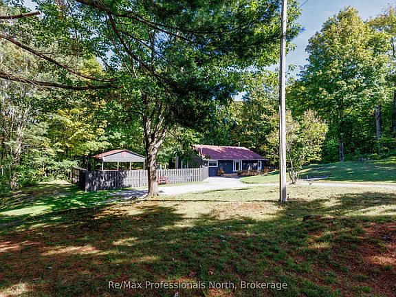 2nd image of 169 Muskoka Rd #3962