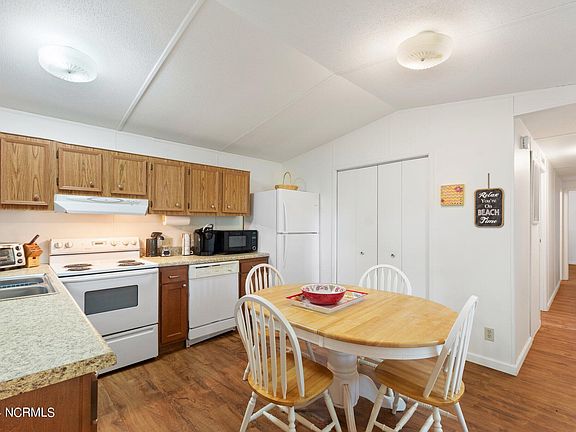 5th image of 141 NE 76th Street
