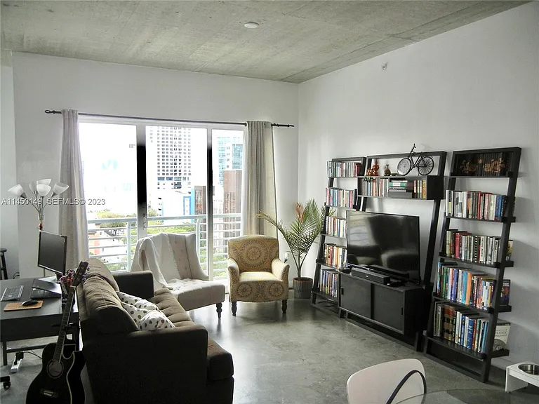 133 NE 2nd Ave #500 — Photo 2