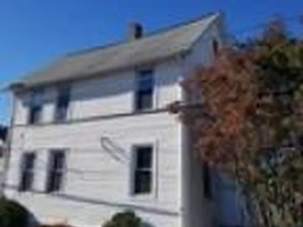 209 Wyoming Ave, Dupont, PA 18641