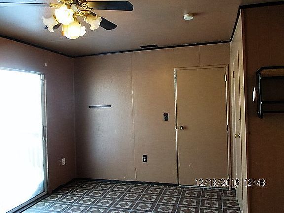 5th image of 4220 Greenbrier Ln