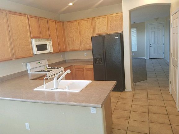 5th image of 13398 S 176th Ave