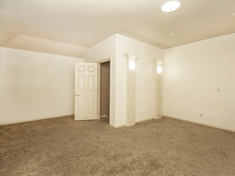 903 Fieldstone Dr — Photo 16