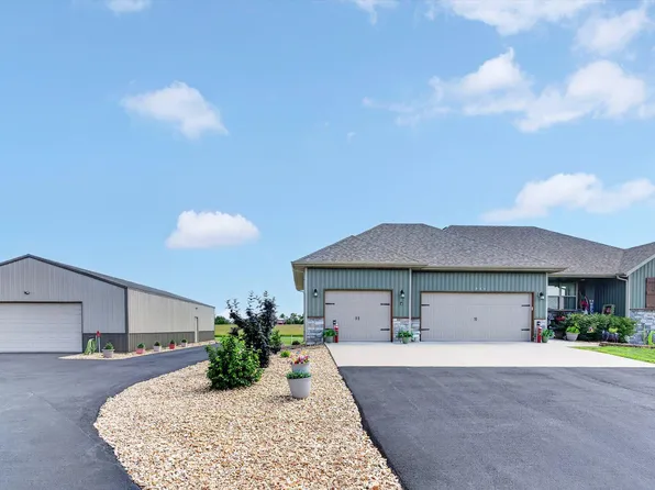 966 Division Street, Sparta, MO 65753