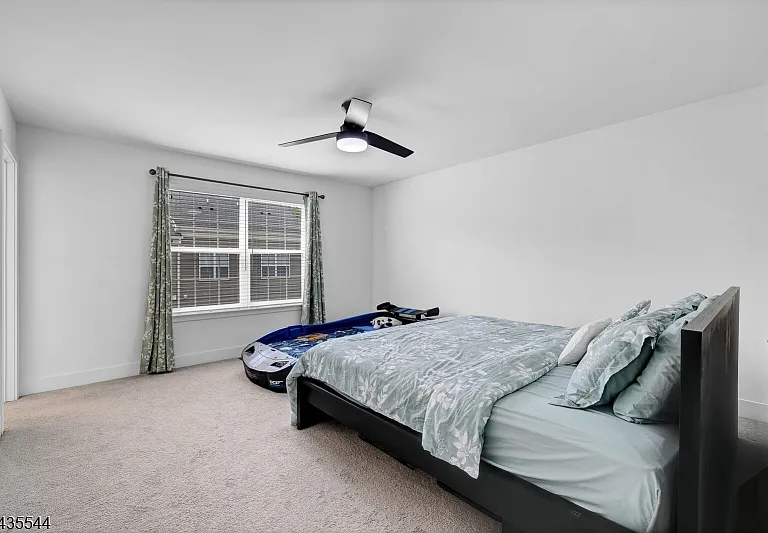 6 Martin Pl — Photo 34