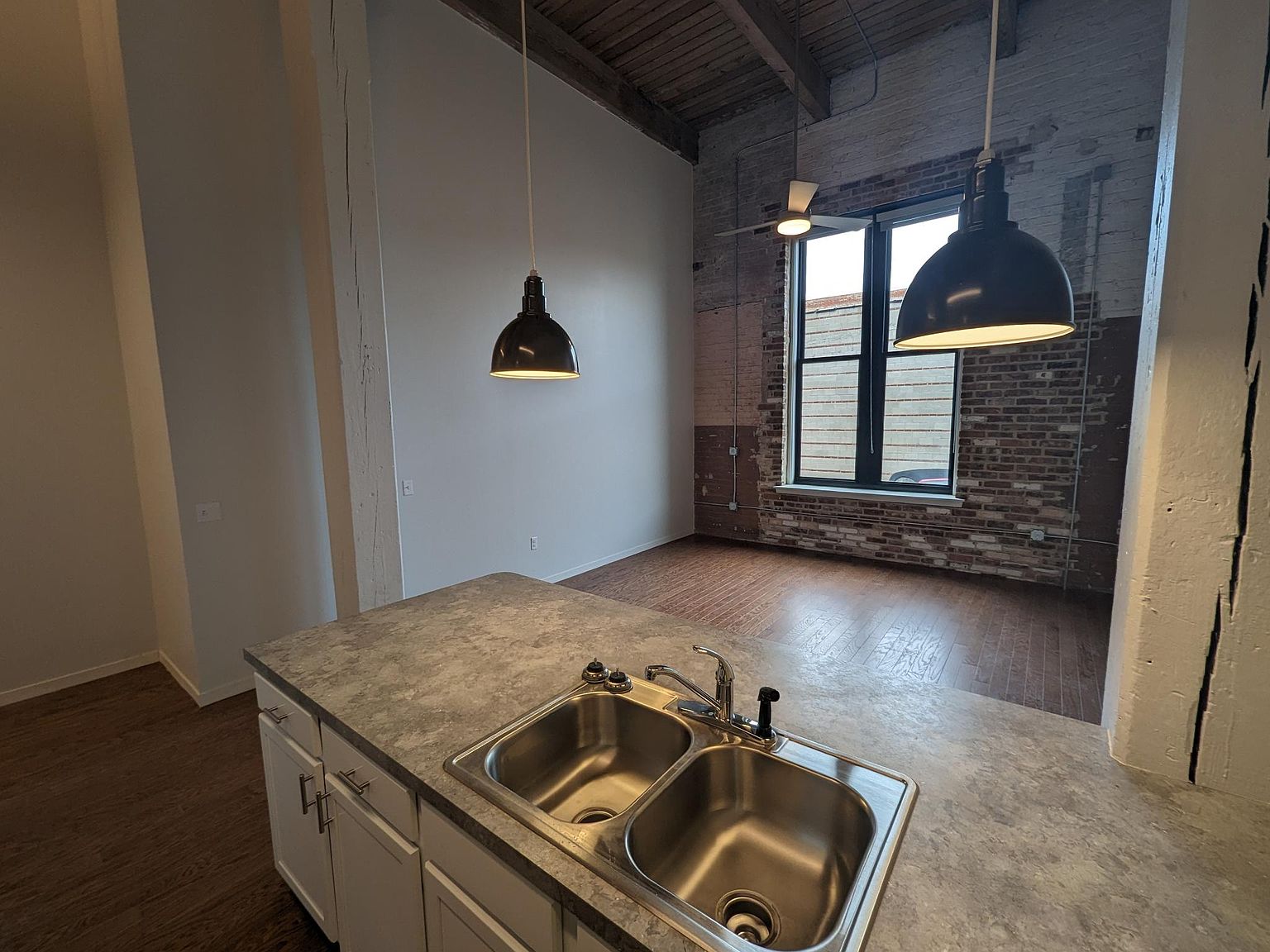 832 Commercial St 102, Atchison, KS 66002 Zillow