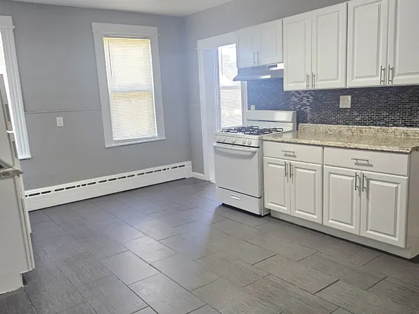 133 Sage Ave #2, Bridgeport, CT 06610