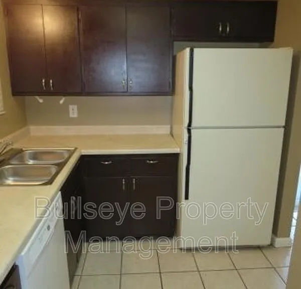 1901 S Farmer Ave #1901 — Photo 14