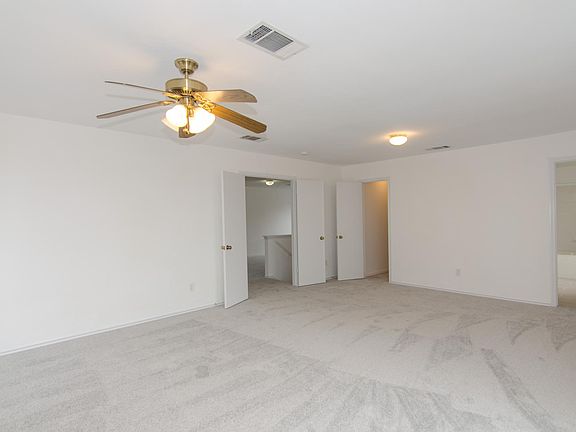4th image of 3051 Hill St