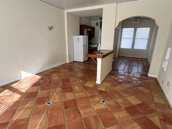 4th image of 302 E Huisache Ave APT 9