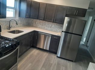 121 Nassau Ln #2, Island Park, NY 11558
