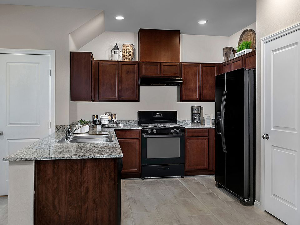 Plan 1430 Interior Unit Modeled Plan, Groves at Inspirada, Henderson