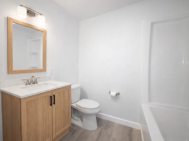 Northtowne Apartments — Photo 10