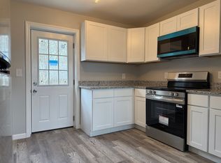 62 Barlow Ave, Wareham, MA 02571