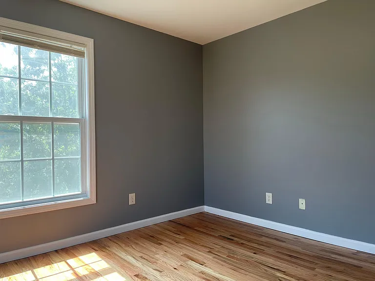 765 Hart St — Photo 36