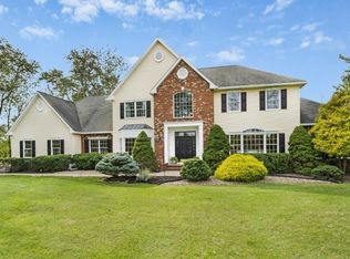 70 Country Squire Way, Branchburg, NJ 08876