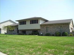 5141 Marquette Rd, Portage, IN 46368