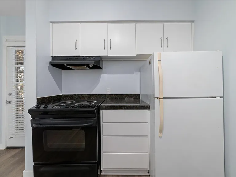 3300 Yorktown St #26 — Photo 12