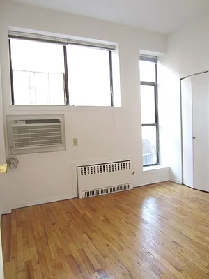 Rented by City Connections Realty | media 3
