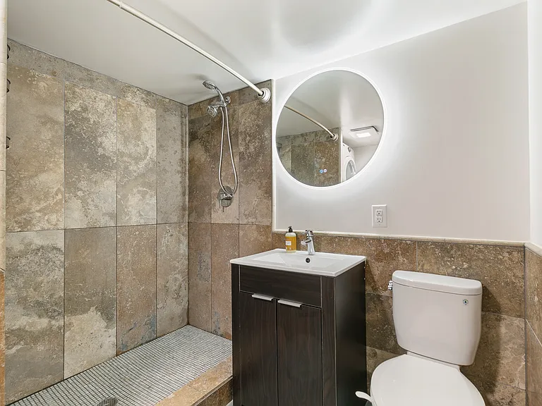3246 NE 57th Ave #B — Photo 6