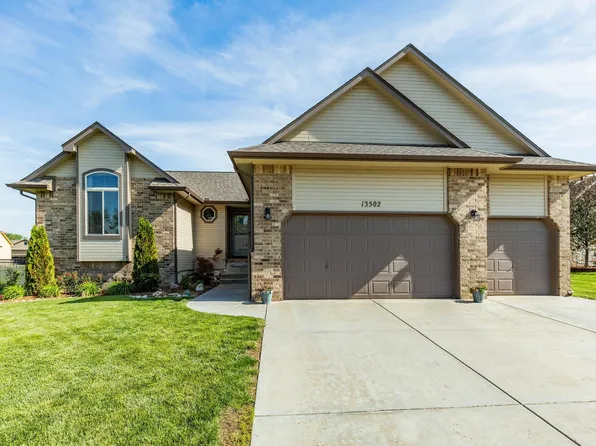 13502 E Laguna Cir, Wichita, KS 67230