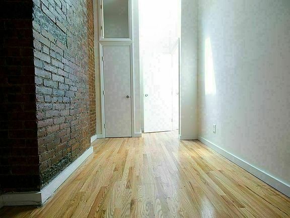 4th image of 1088 Bedford Ave APT 1A