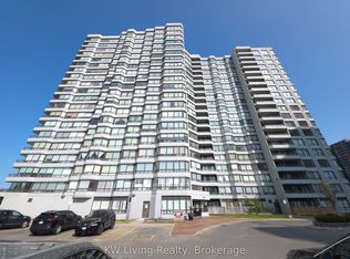 330 Alton Towers Cir #PENTHOUSE 206, Toronto, ON M1V 5H3