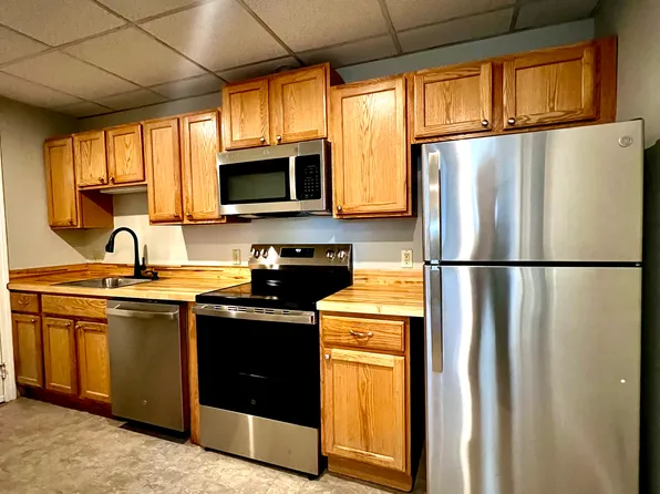 24 High St #7, Portland, ME 04101