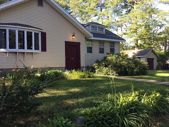 4th image of 63 Beechwood Ave