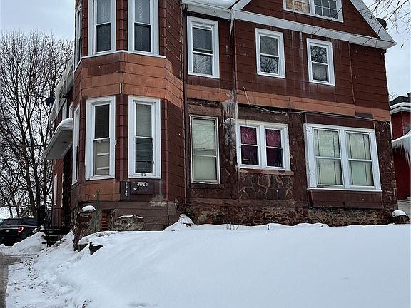 3rd image of 1780 Saint Paul St