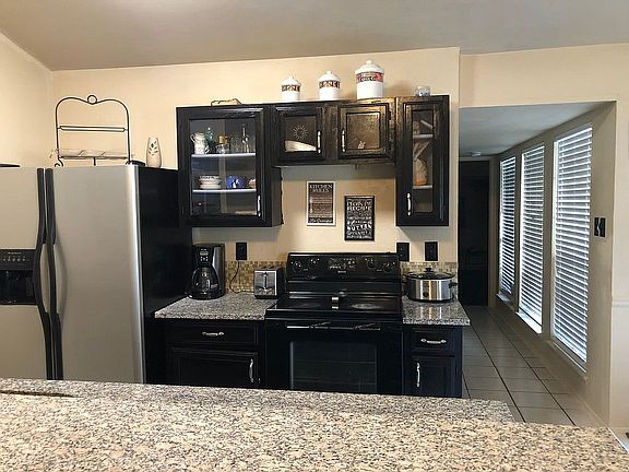 3rd image of 6038 McAfee Dr