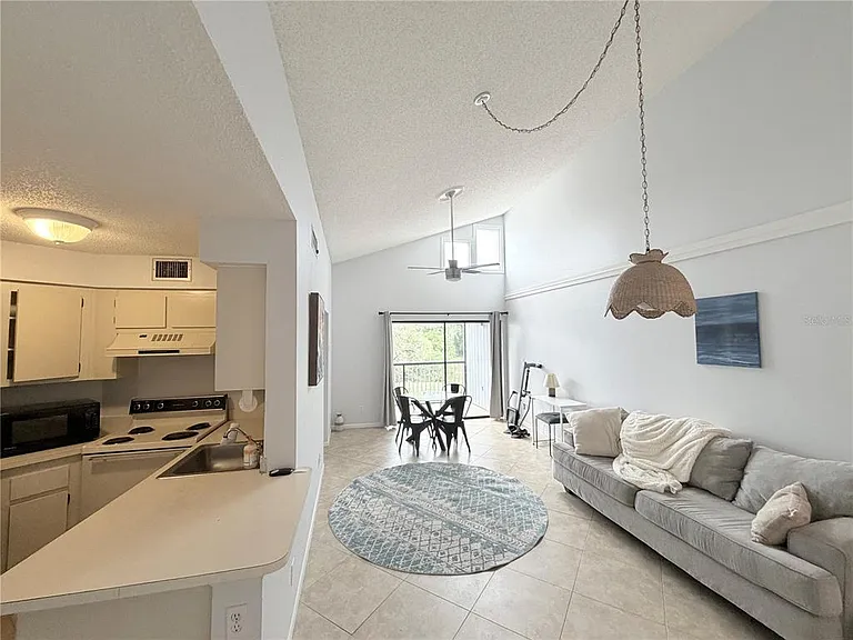 3914 Atrium Dr #U-1 — Photo 1