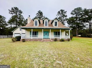 89 Pine Ridge Rd, Hoboken, GA 31542