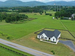 643 Cattle Scales Rd, Waynesboro, VA 22980