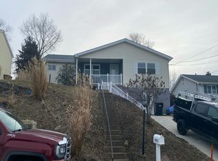 2331 Guffey Rd, Irwin, PA 15642