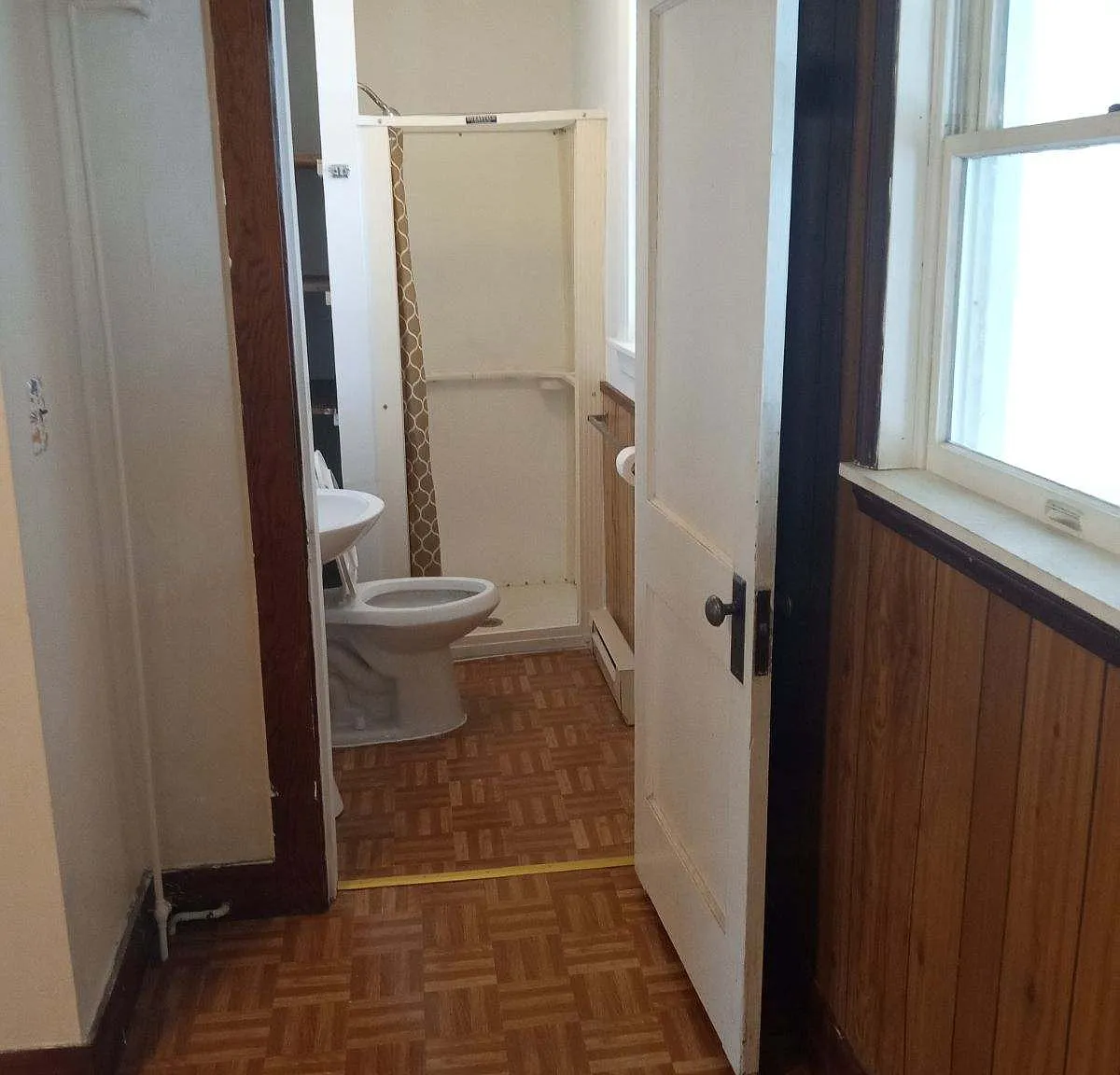 331 Pleasant St — Photo 4
