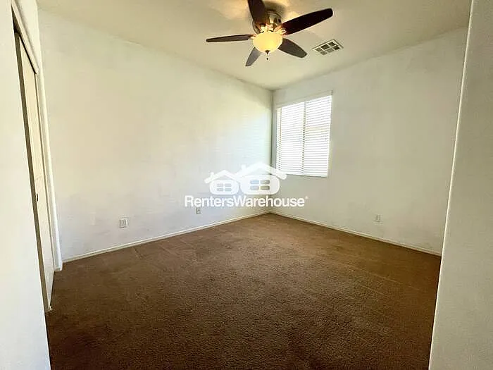 532 E Trellis Rd — Photo 14
