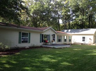 523 County Road 950 N, Toledo, IL 62468