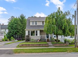 506 Madison St, East Rochester, NY 14445