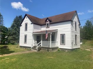 12 Burdick Ave, Edmeston, NY 13335