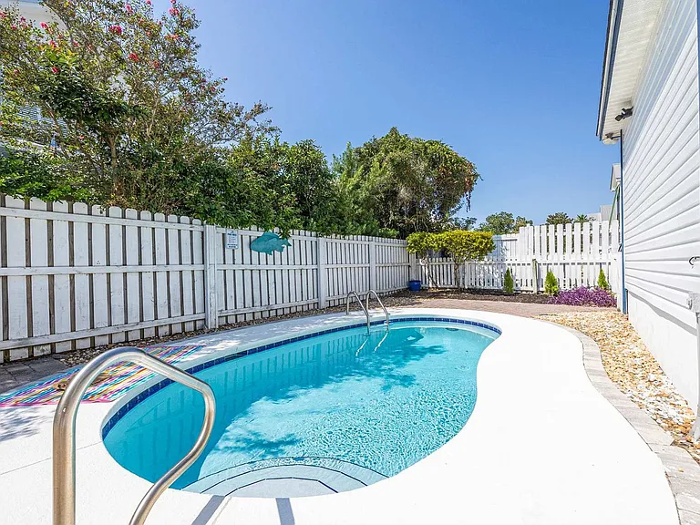 4496 Luke Ave #ID1354367P — Photo 36